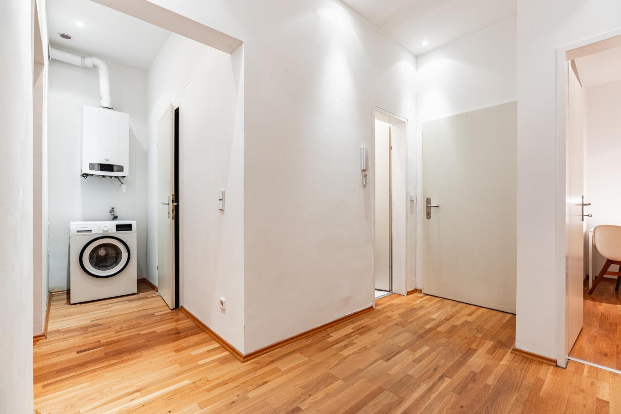 Spacious 3-Room Apt. 15 Min To The City Center Wien Exteriör bild