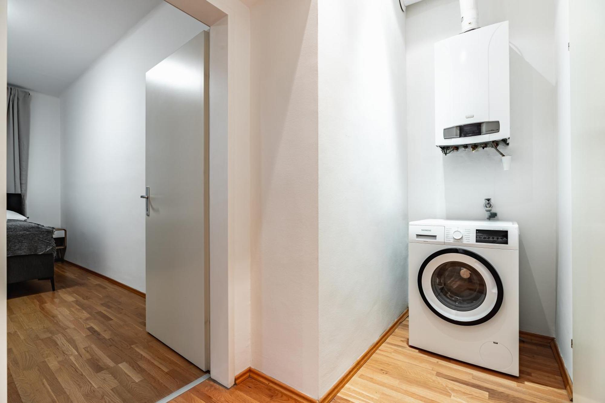 Spacious 3-Room Apt. 15 Min To The City Center Wien Exteriör bild